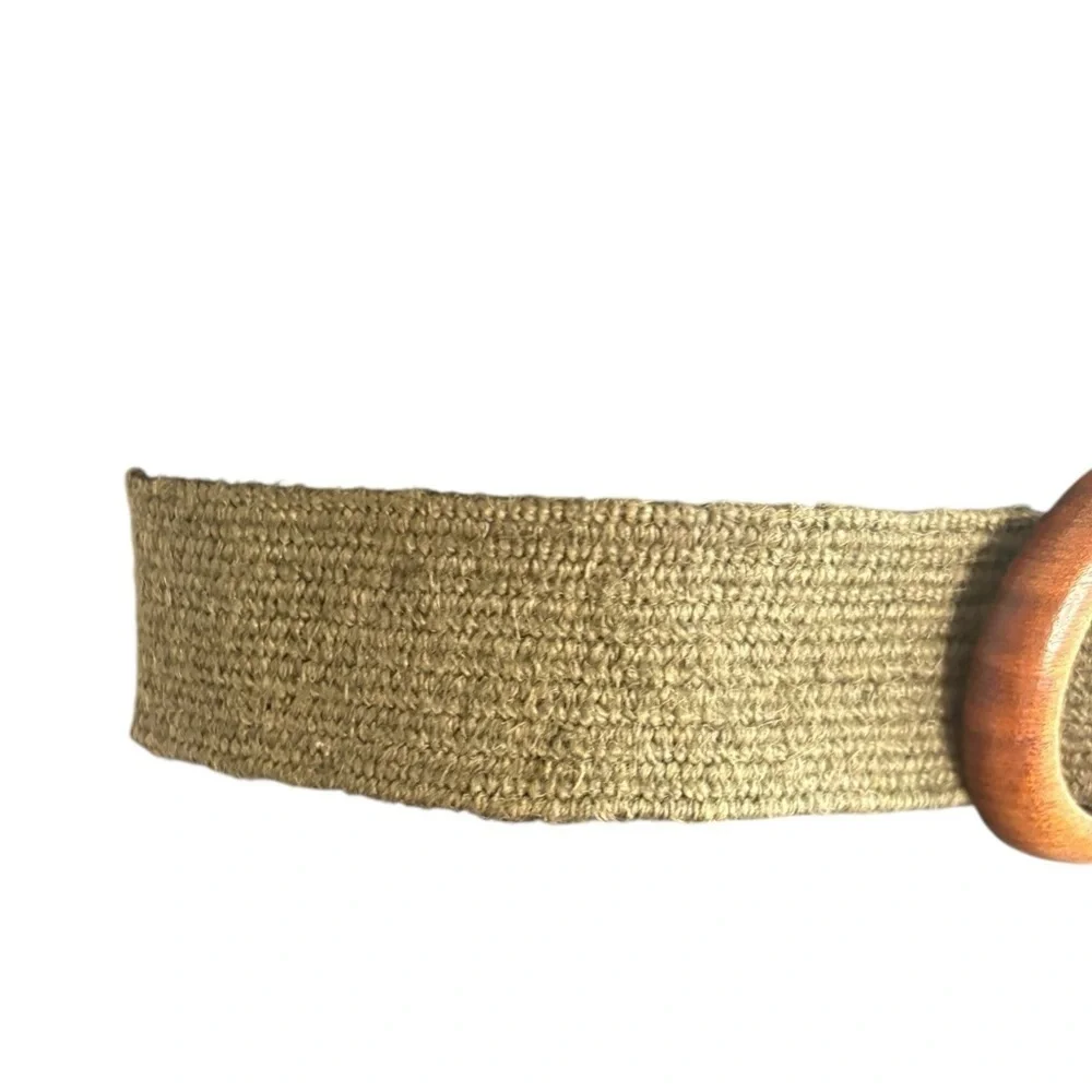 Lucky Brand women’s elastic belt wood buckle green size M / L NWT boho safari
